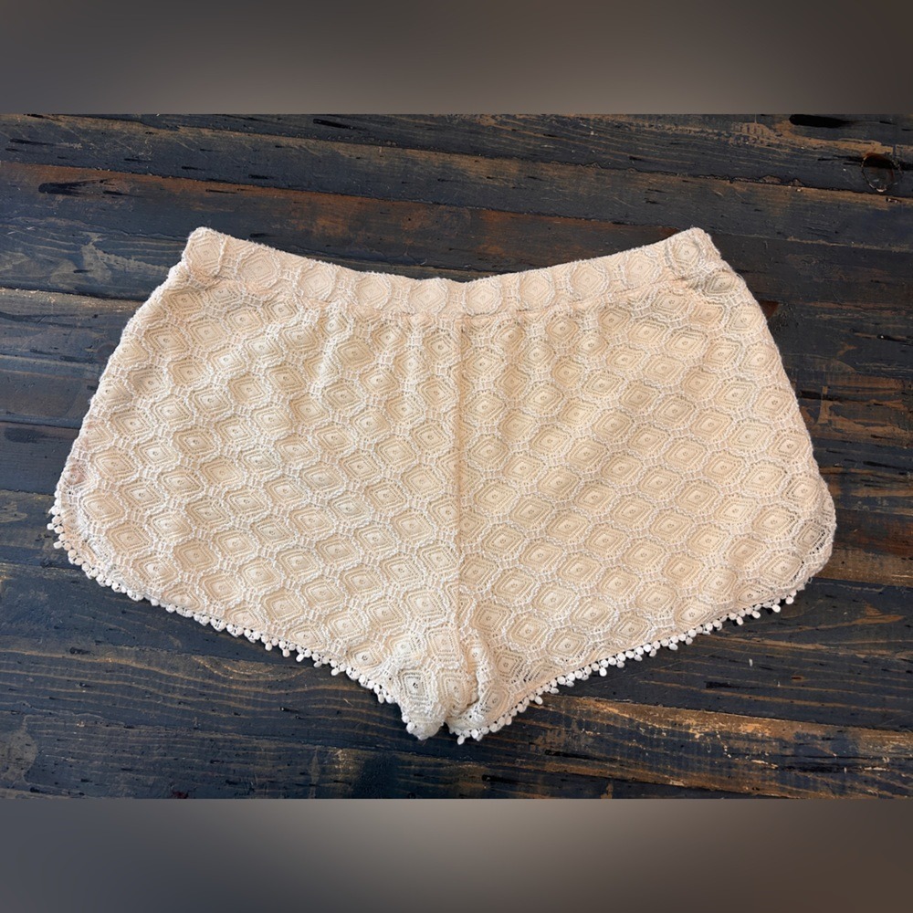 Ivory Cream‎ Shorts Large Indie Boho Stretchy Lace Western